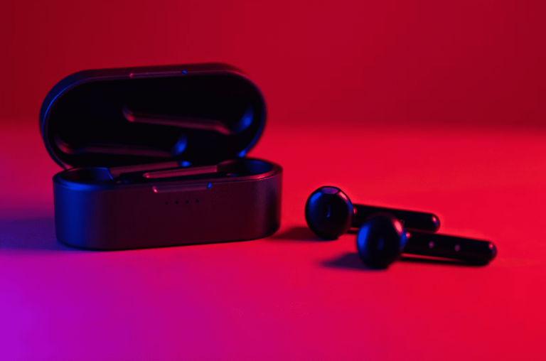 Best Earbuds for Phone Calls: Top Picks for Crystal-Clear Conversations 2024